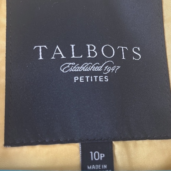 Talbots SZ 10P 80% wool double breasted winter coat. Preowned, great condition. - Picture 3 of 6